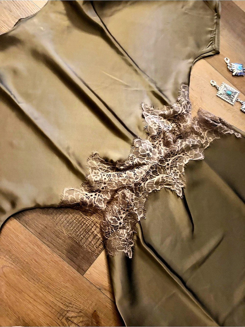 Brown Satin Lace Robe - Picture 3 of 7